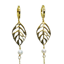 Load image into Gallery viewer, Amazonia Gold Handmade Earring with Pearl