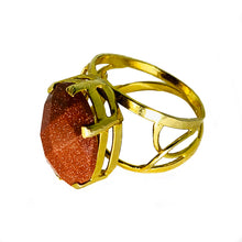 Load image into Gallery viewer, Camboriú Gold Handmade Ring with Stone