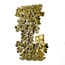 Load image into Gallery viewer, Flowers Gold Handmade Bracelet
