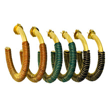Load image into Gallery viewer, Jurerê Gold Handmade Hoop with Leather