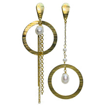 Load image into Gallery viewer, Lençois Gold Handmade Earring with Pearl
